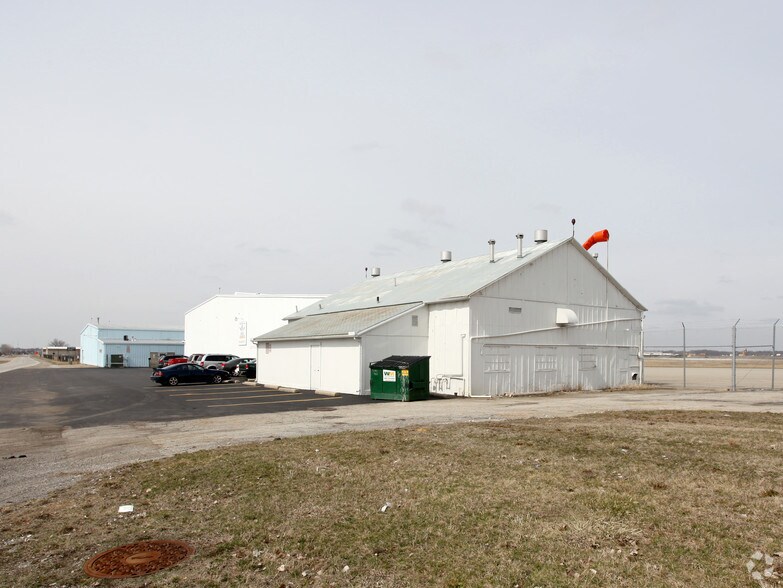 Primary Photo Of 4808 E 5th Ave, Columbus Airplane Hangar For Lease