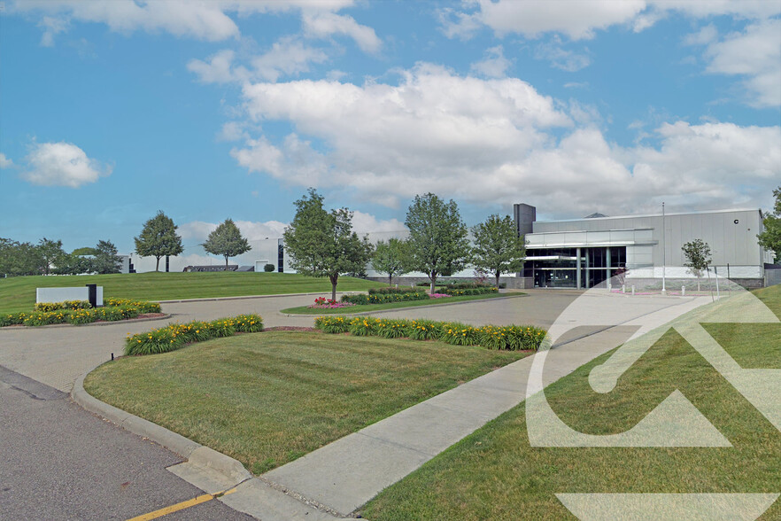 Primary Photo Of 30240 Oak Creek Dr, Wixom Warehouse For Lease