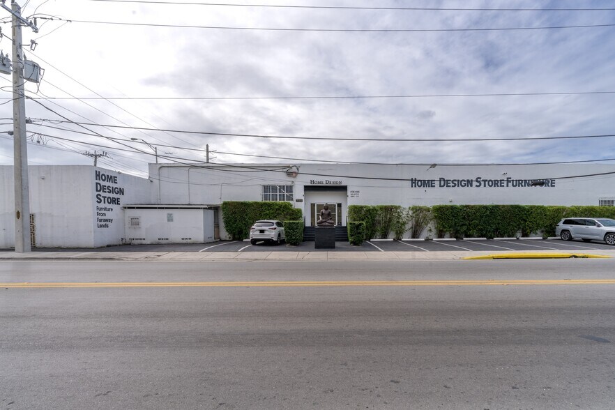 More Photos Of 3750 NW 46th St, Miami Manufacturing For Sale