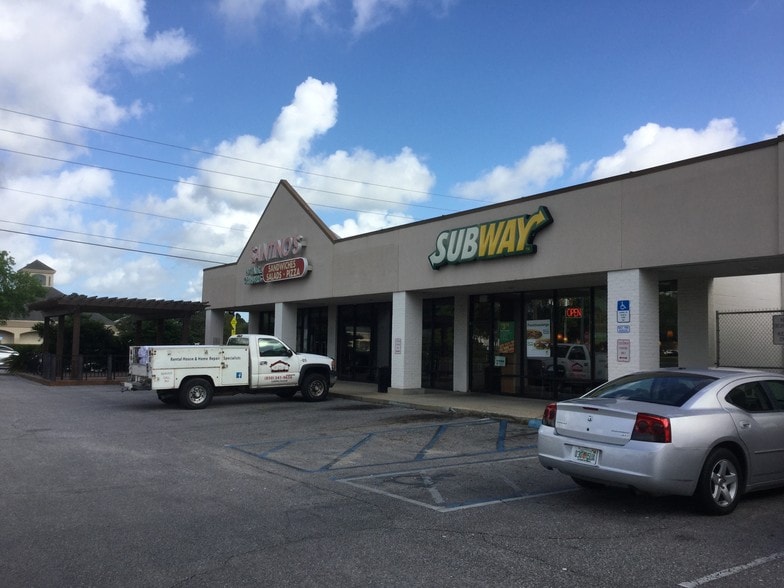 More Photos Of 8102 N Davis Hwy, Pensacola Unknown For Lease