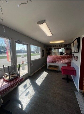 More Photos Of 101 W South St, Durand Restaurant For Sale