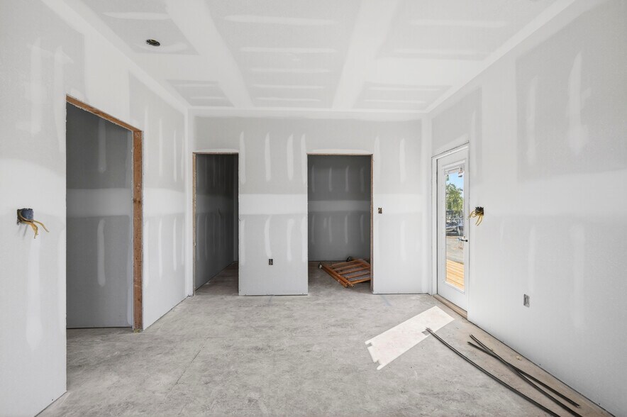 More Photos Of 3308 Mary Walker Dr, Gautier Marina For Sale