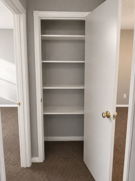 More Photos Of 1820-1824 W Walnut St, Springfield Apartments For Sale