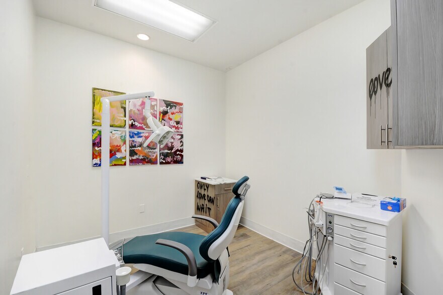 More Photos Of 261-269 S San Pedro St, Los Angeles Apartments For Sale