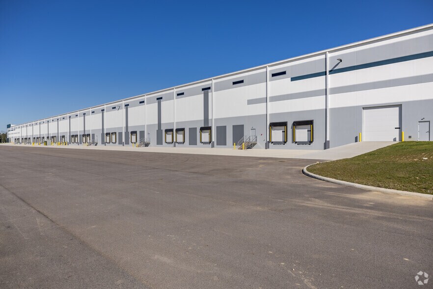 More Photos Of 1925 Union Airpark Blvd, Union Warehouse For Lease