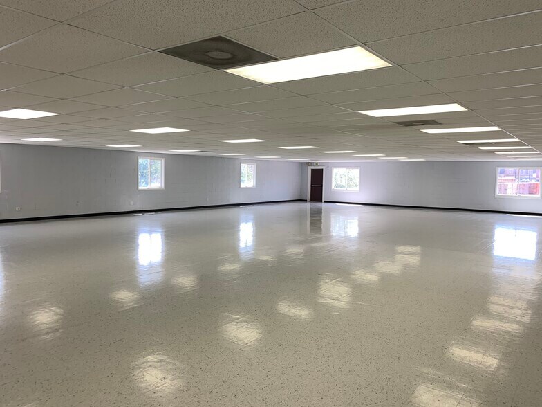 More Photos Of 1355 Harlan St, Lakewood Light Manufacturing For Lease