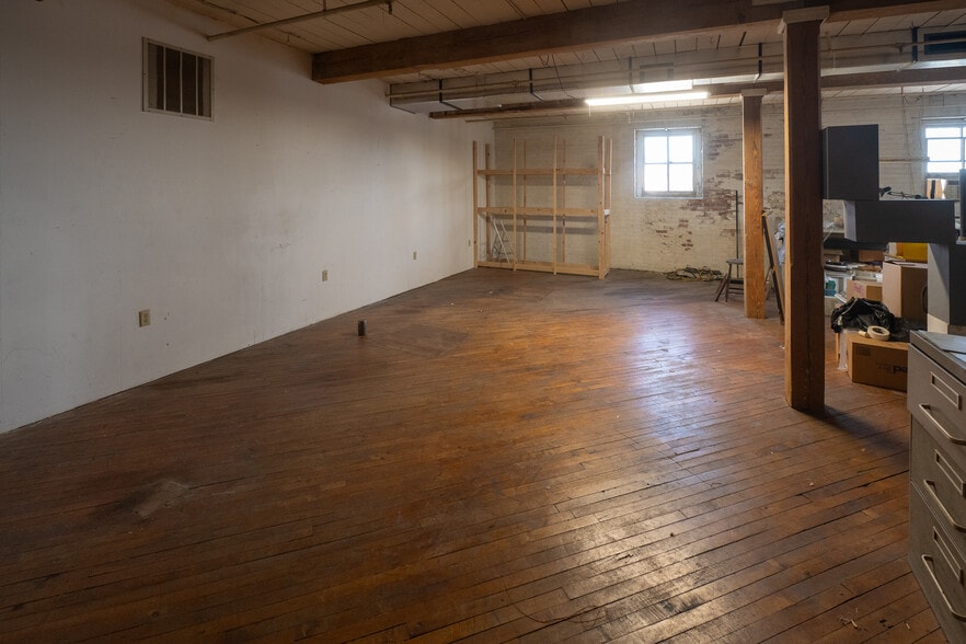 More Photos Of 230-234 Ferry St, Easton Loft Creative Space For Sale