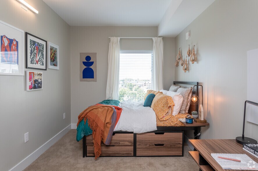 More Photos Of 101 York Rd, Towson Apartments For Lease