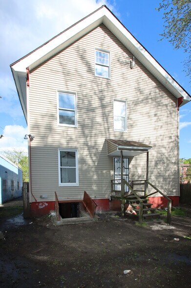 More Photos Of 578 Winchester Ave, New Haven Multifamily For Sale