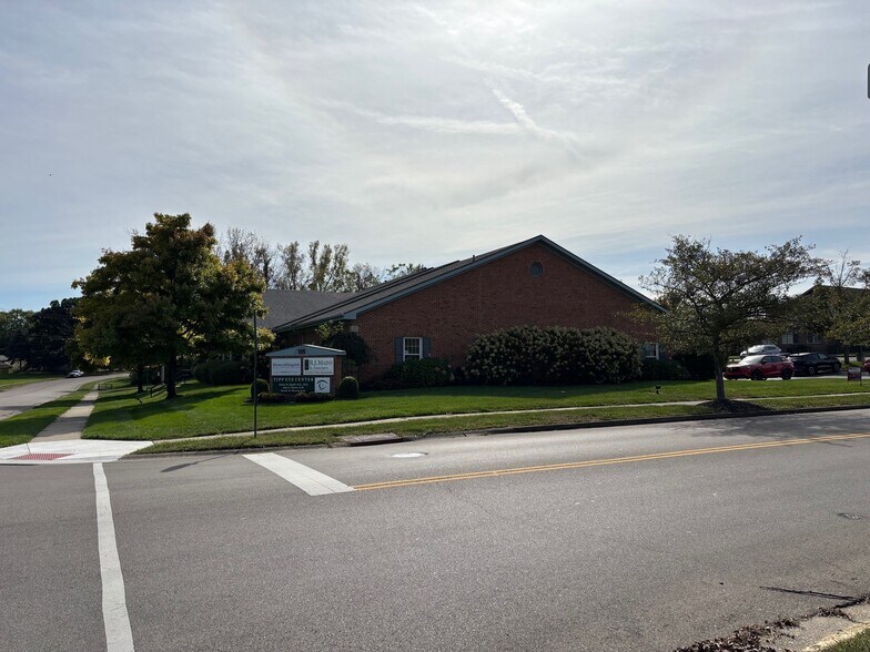 More Photos Of 115 S Tippecanoe Dr, Tipp City Office For Lease