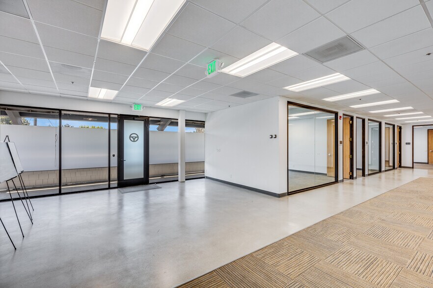 More Photos Of 1001 N Rengstorff Ave, Mountain View Office For Lease