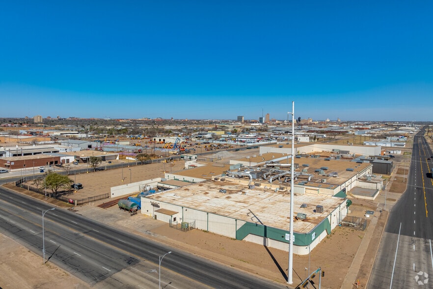 More Photos Of 3203 Avenue B, Lubbock Food Processing For Lease