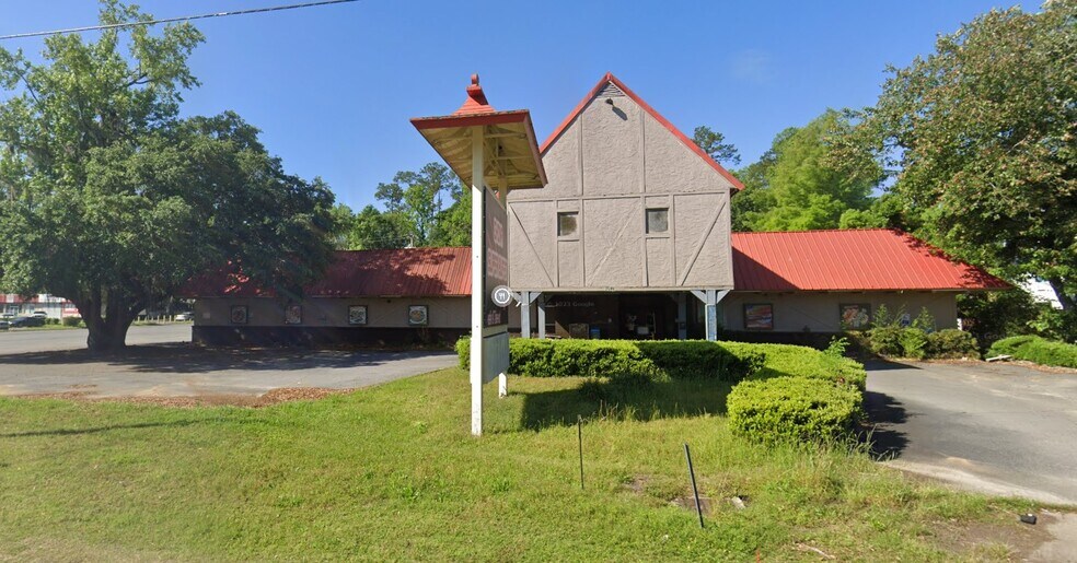 More Photos Of 2698 N Monroe St, Tallahassee Restaurant For Sale