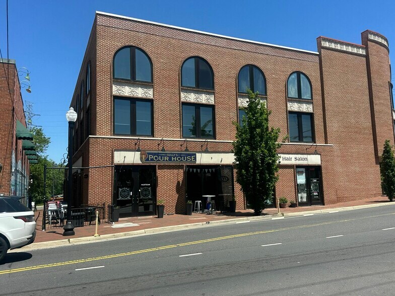 More Photos Of 754 Elden St, Herndon Office For Sale