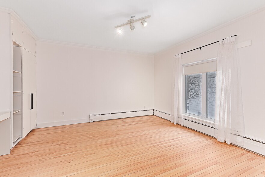 More Photos Of 788277 Grey Road 13, Clarksburg Rehabilitation Center For Sale