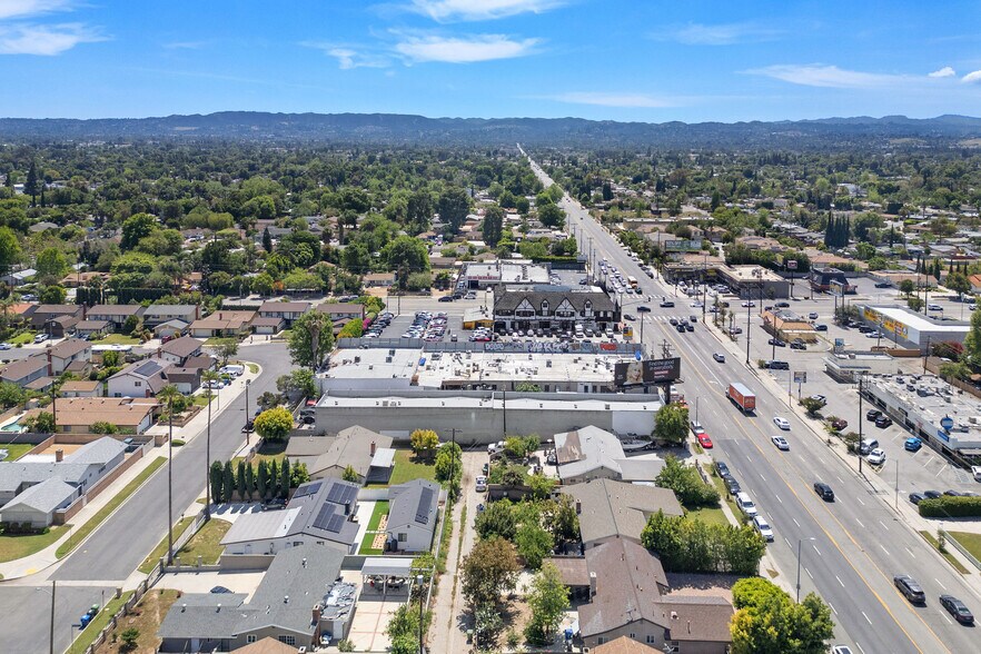 More Photos Of 8332 Tampa Ave, Northridge Auto Repair For Sale