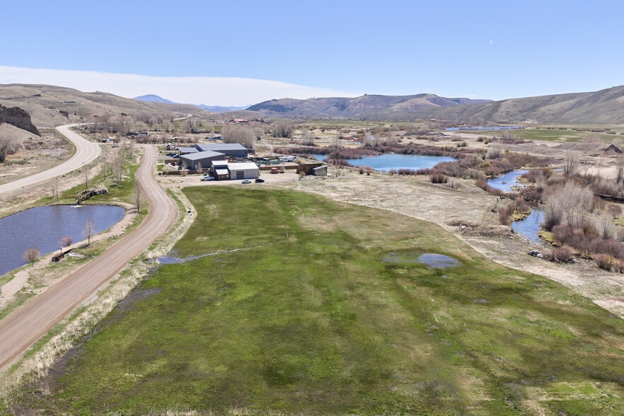 Primary Photo Of 230 Griffing Rd, Gunnison Land For Sale