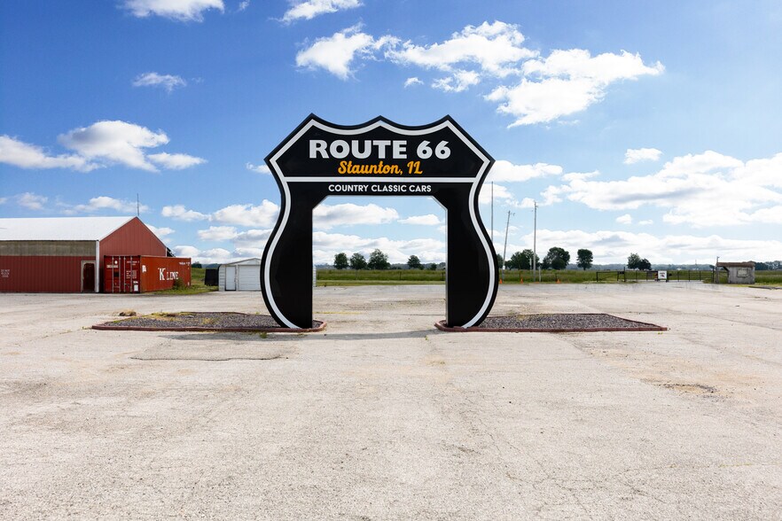 More Photos Of 2149 E Frontage Rd, Staunton Auto Dealership For Sale