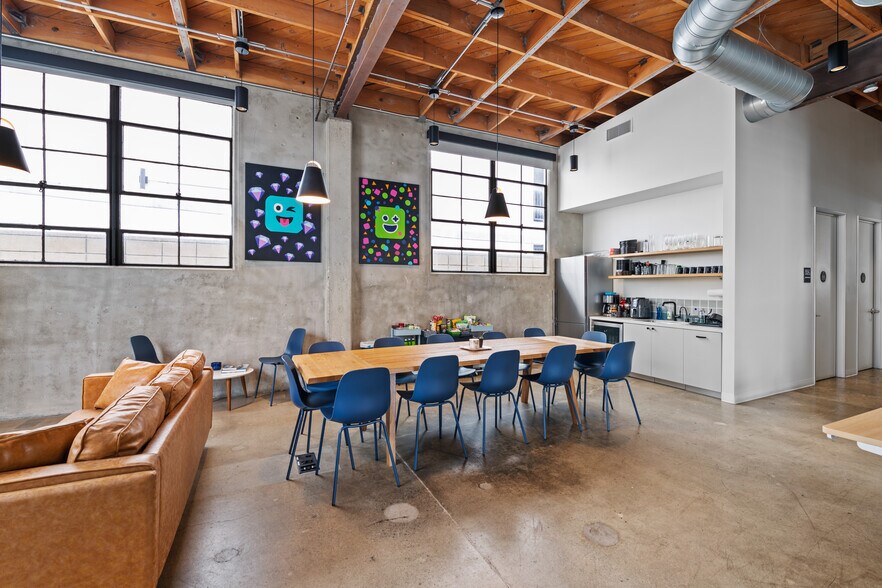 More Photos Of 4095-4115 Redwood Ave, Marina Del Rey Loft Creative Space For Lease