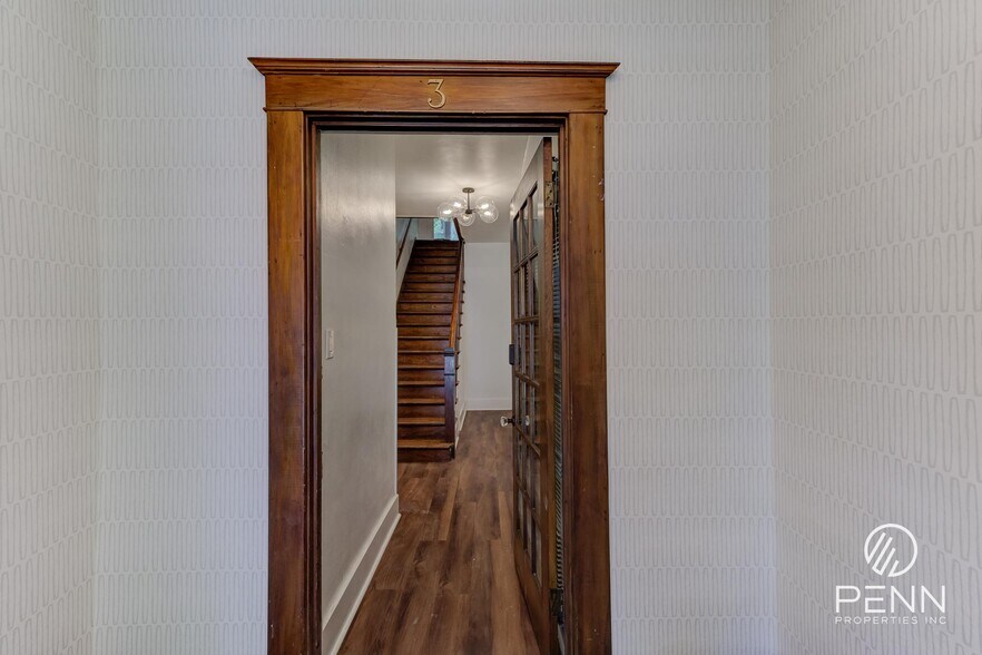 More Photos Of 2033 Young Ave, Memphis Multifamily For Sale