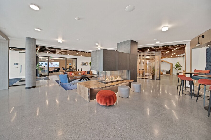 More Photos Of 11811-11821 NE 128th St, Kirkland Multifamily For Sale