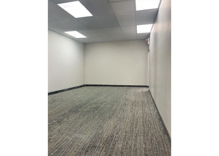 More Photos Of 217 Hawksbrow Dr NW, Calgary Storefront Retail Office For Lease