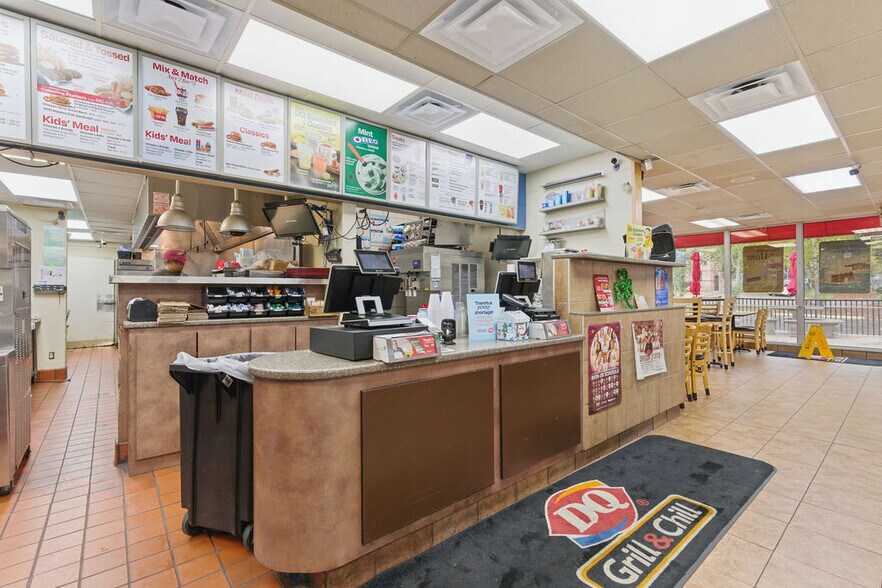 More Photos Of 2227 N Monroe St, Tallahassee Fast Food For Sale