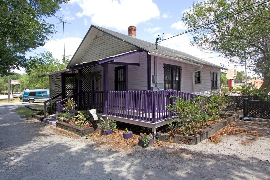 More Photos Of 490 N Spring Garden Ave, Deland Freestanding For Sale
