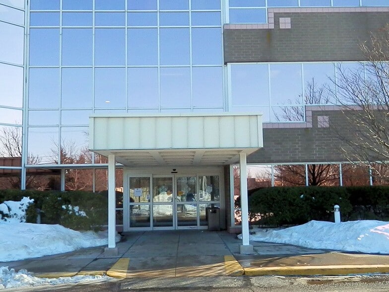 More Photos Of 9500 Mentor Ave, Mentor Medical For Lease