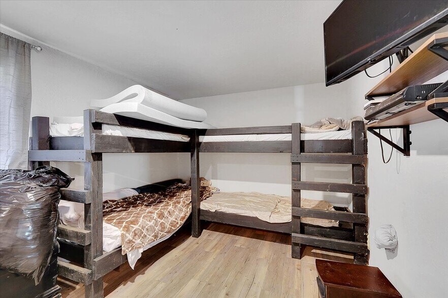 More Photos Of 18123 Joy Cir, Challenge Manufactured Housing Mobile Home Park For Sale