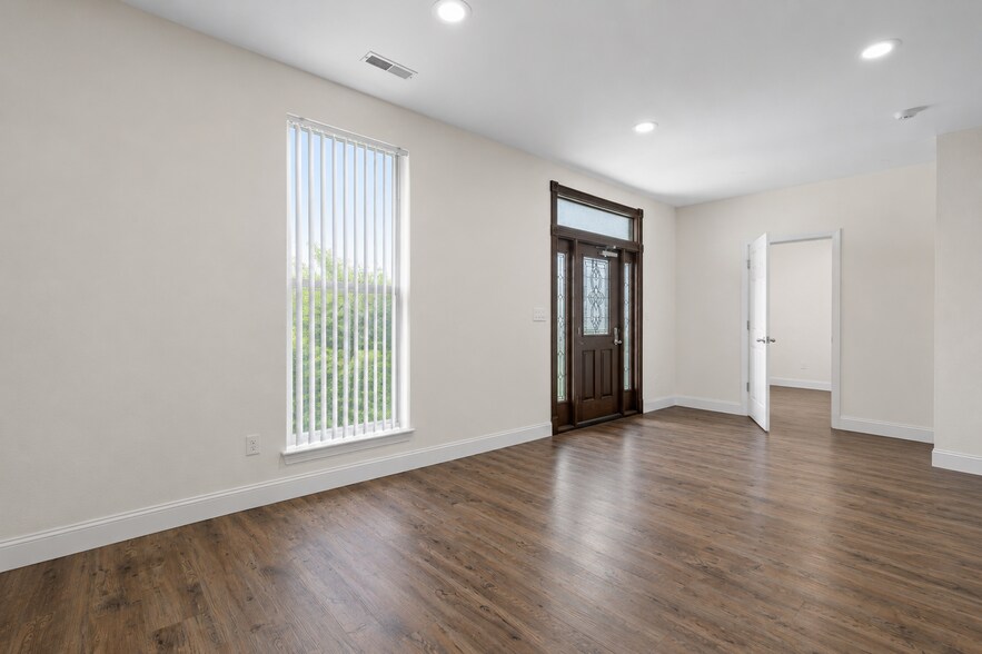 More Photos Of 419 Pin Hook Rd, Spring City Assisted Living For Sale