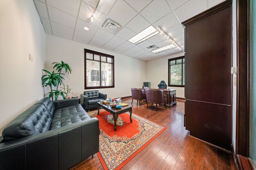 More Photos Of 4610 Riverstone Blvd, Missouri City Medical For Sale