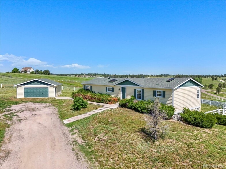 More Photos Of 39681 Swift Creek Cir, Elizabeth Specialty For Sale