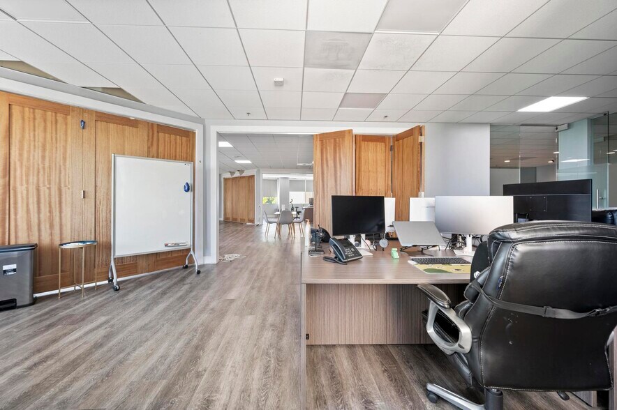 More Photos Of 28212 Kelly Johnson Pky, Valencia Medical For Lease