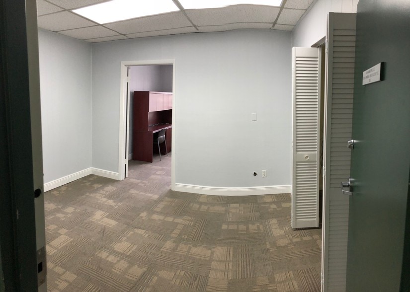 More Photos Of 2787 E Oakland Park Blvd, Fort Lauderdale Office For Lease