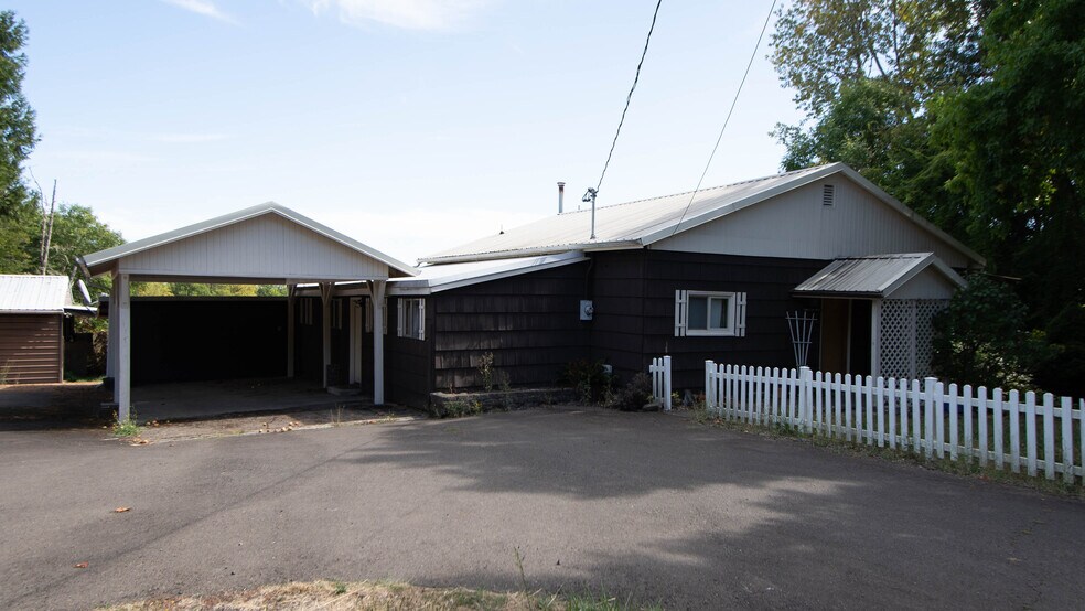 Primary Photo Of 769 N 9th St, Philomath Land For Sale