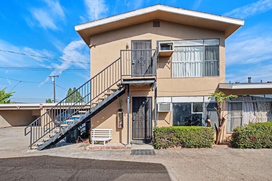 More Photos Of 13161 Adland St, Garden Grove Apartments For Sale