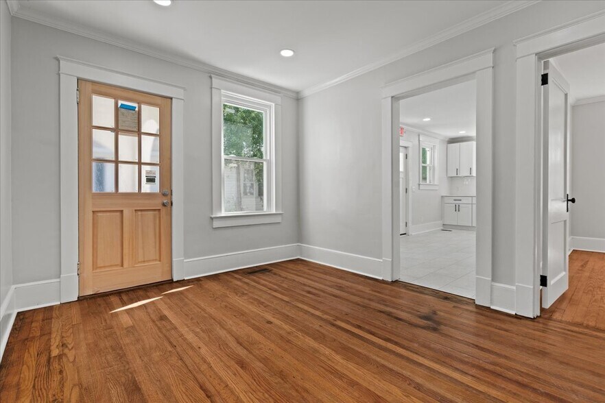 More Photos Of 910 W Evans St, Florence Office For Sale