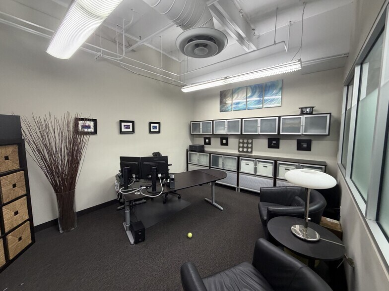 More Photos Of 1382 Valencia Ave, Tustin Research And Development For Sale