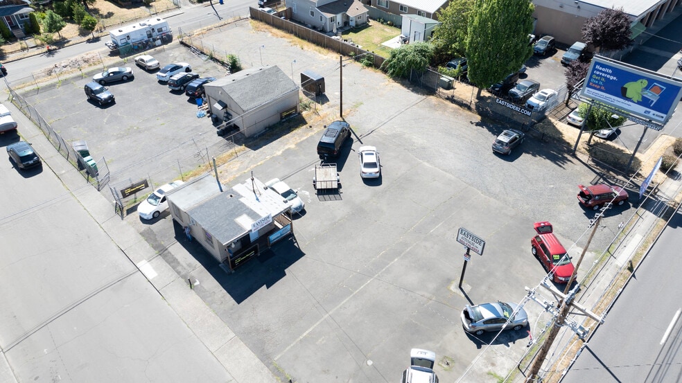 More Photos Of 6302 SE 82nd Ave, Portland Land For Lease