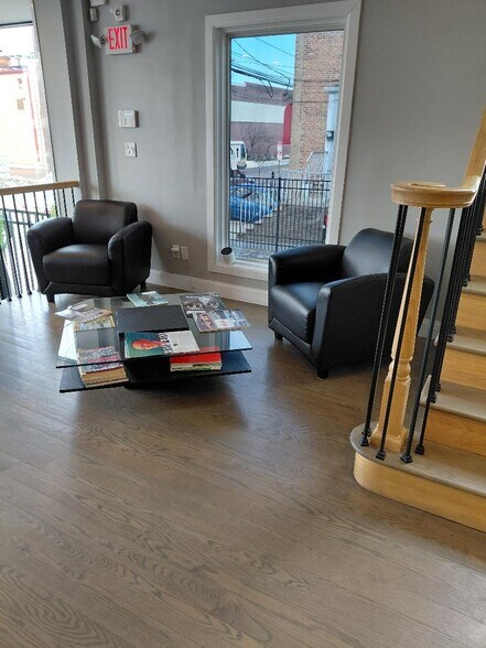 More Photos Of 422 Anderson Ave, Cliffside Park General Retail For Sale