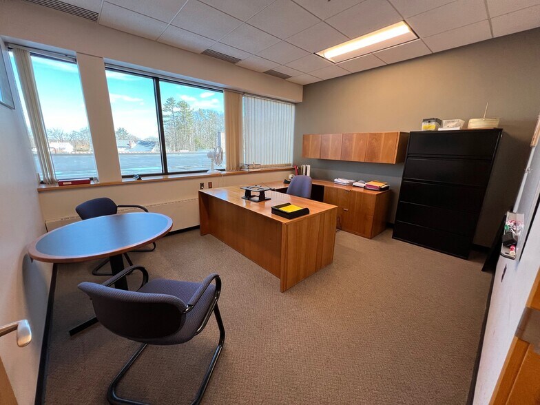 More Photos Of 9 Oak St, Guilford Manufacturing For Sale