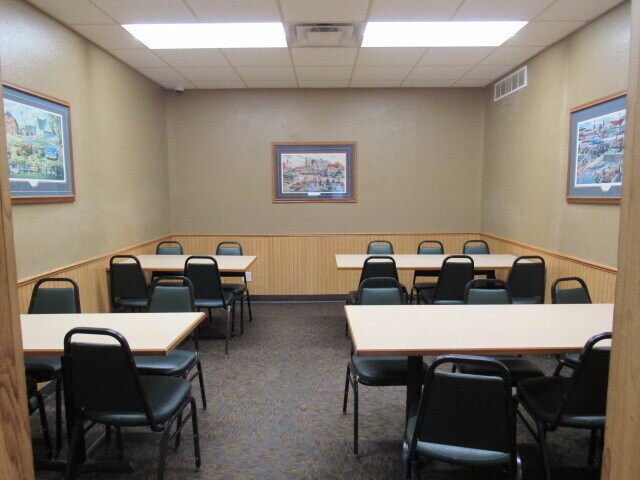 More Photos Of 509 E Oak St, Monticello Lodge Meeting Hall For Lease