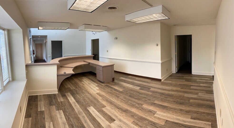 More Photos Of 610 thimble shoals Blvd, Newport News Unknown For Lease
