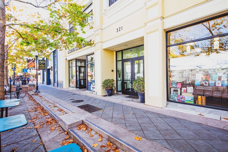 More Photos Of 321 Castro St, Mountain View Storefront Retail Office For Lease