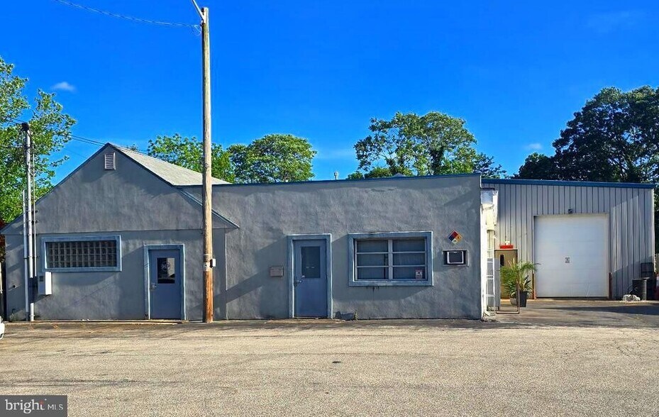 Primary Photo Of 415 Oxford St, Vineland Manufacturing For Sale