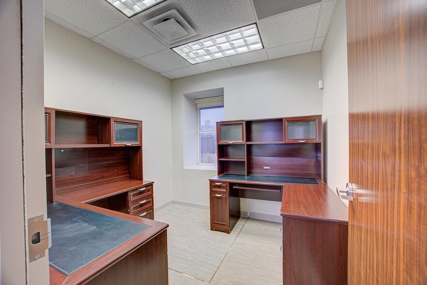 More Photos Of 311 S Highway 183, Leander Medical For Sale