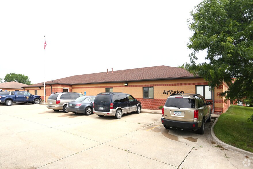 More Photos Of 1601 N Ankeny Blvd, Ankeny Loft Creative Space For Sale