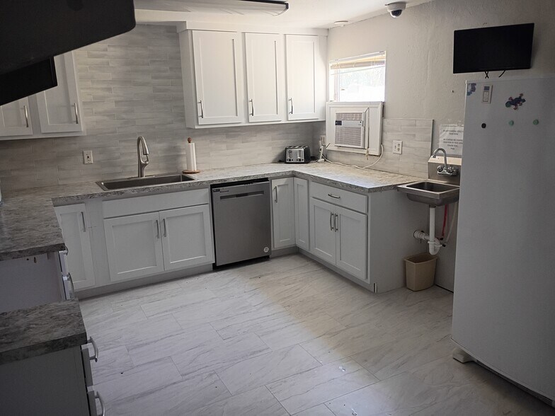 More Photos Of 315 Addison Dr, Punta Gorda Assisted Living For Sale