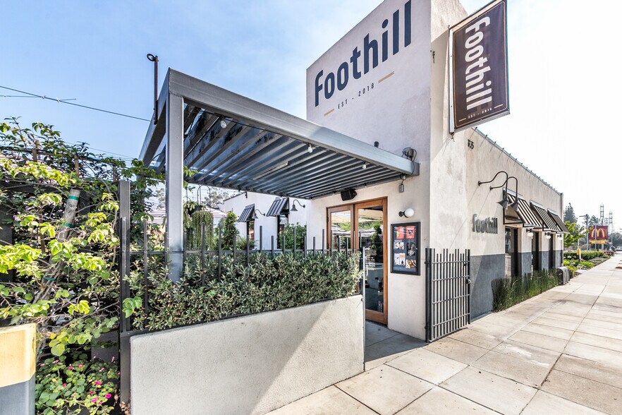 More Photos Of , Pasadena General Retail For Sale